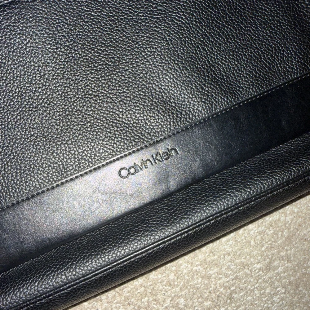 Calvin Klein Textured Black faux leather Messenger Bag
